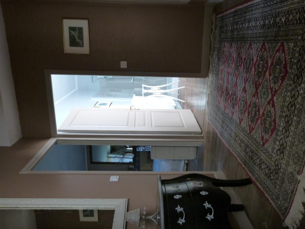 Berneuil  Le Domaine De Panissac Bed & Breakfast エクステリア 写真